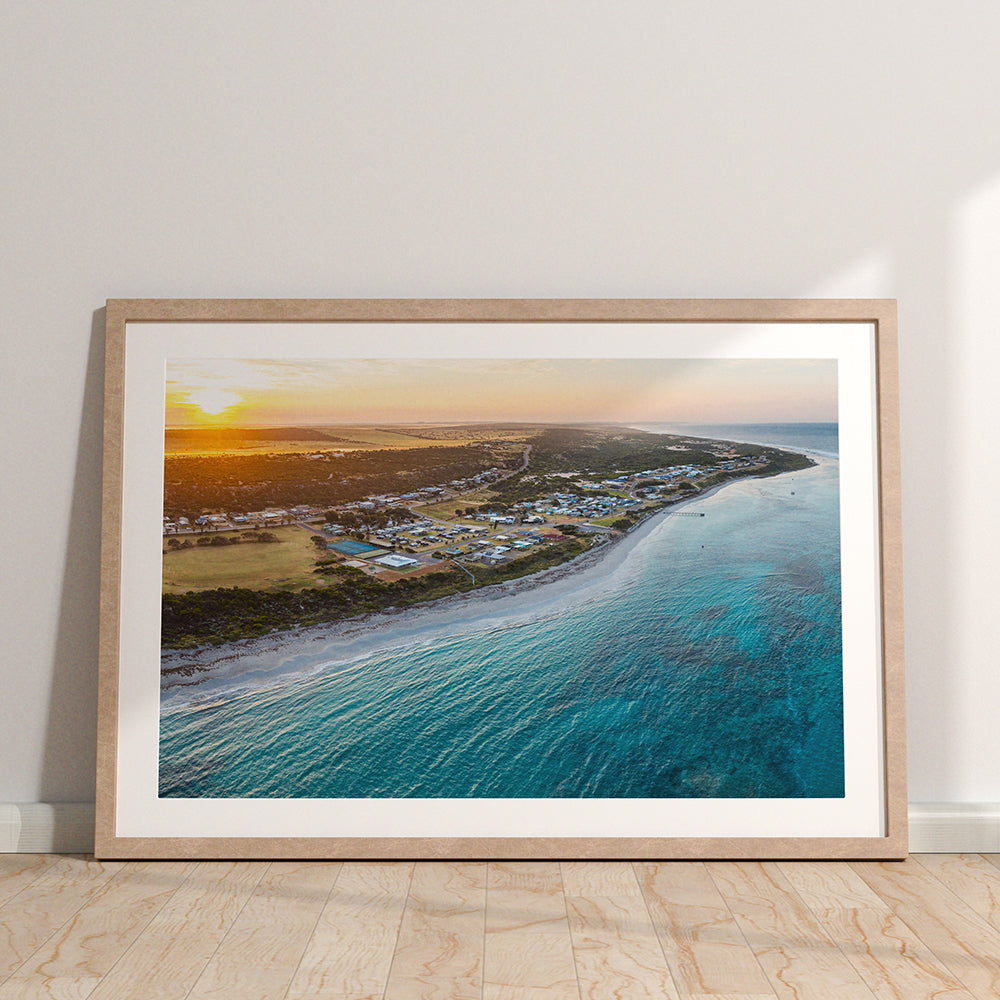 Midwest sunset over Horrocks beach (Framed Print) - CS002